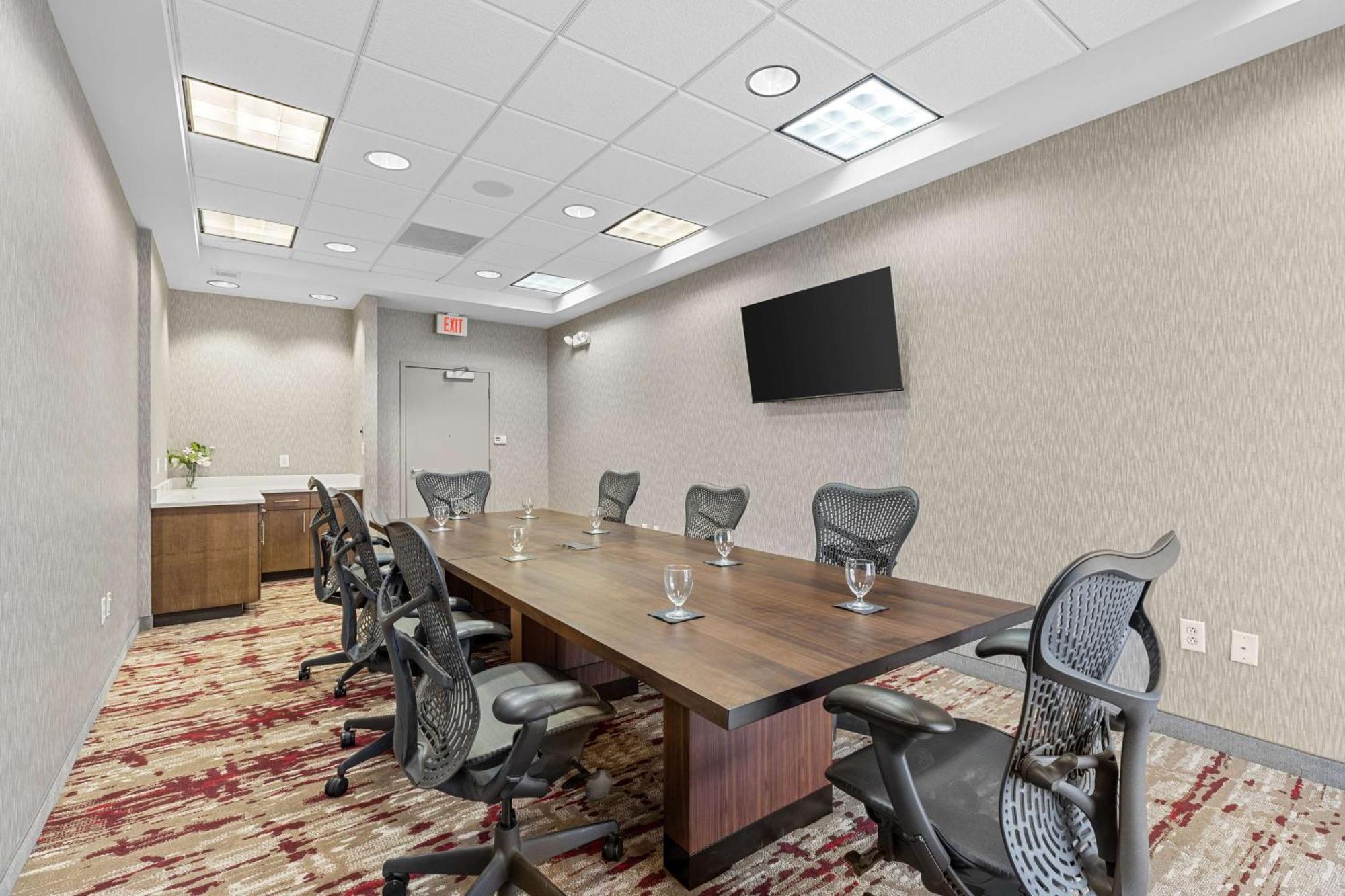 Hilton Garden Inn Syracuse Іст-Сіракуз Екстер'єр фото