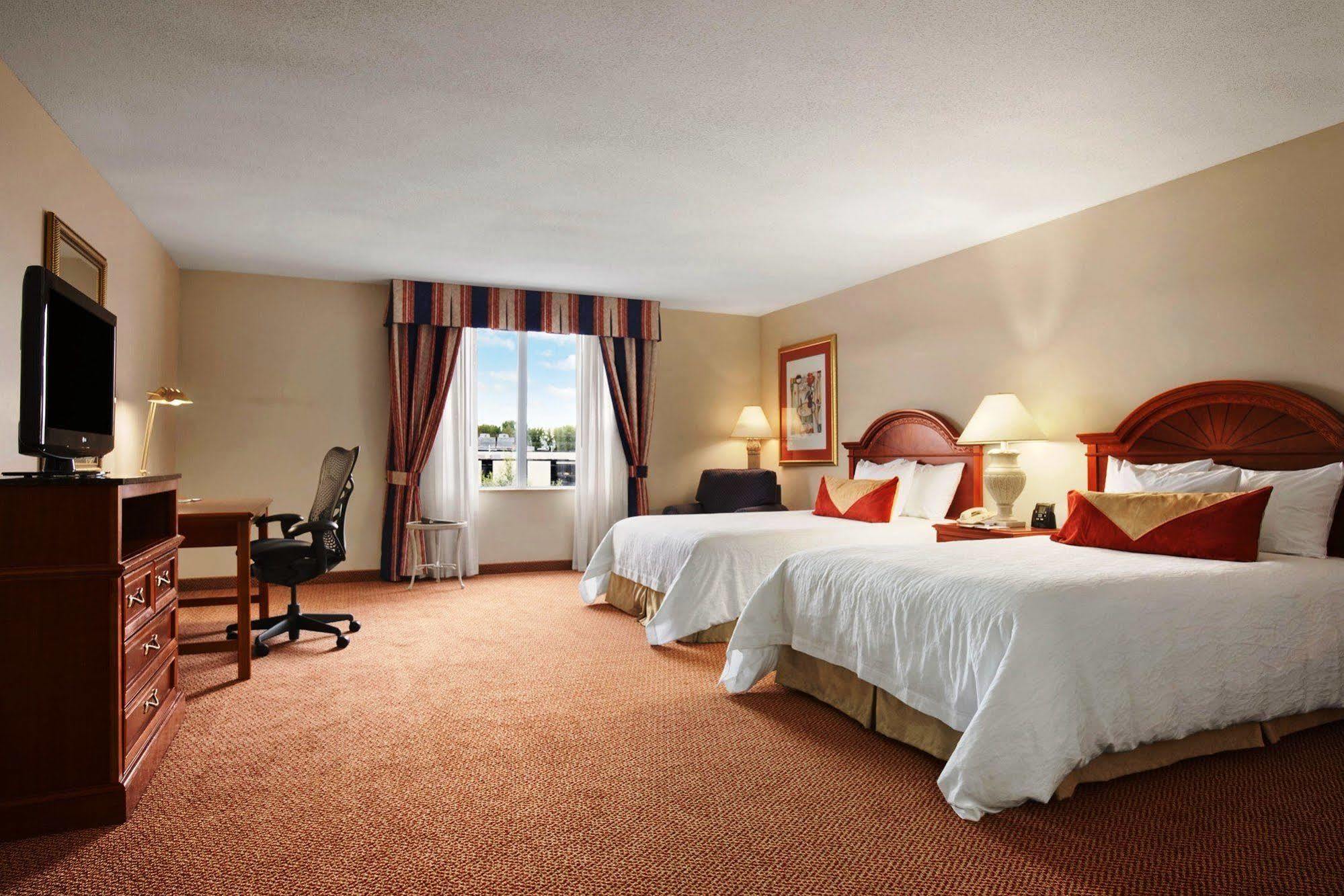 Hilton Garden Inn Syracuse Іст-Сіракуз Екстер'єр фото